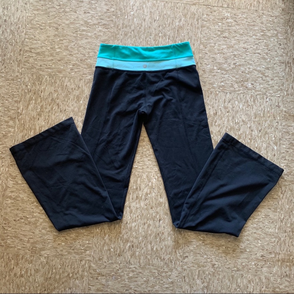 Lululemon flare pants sz4